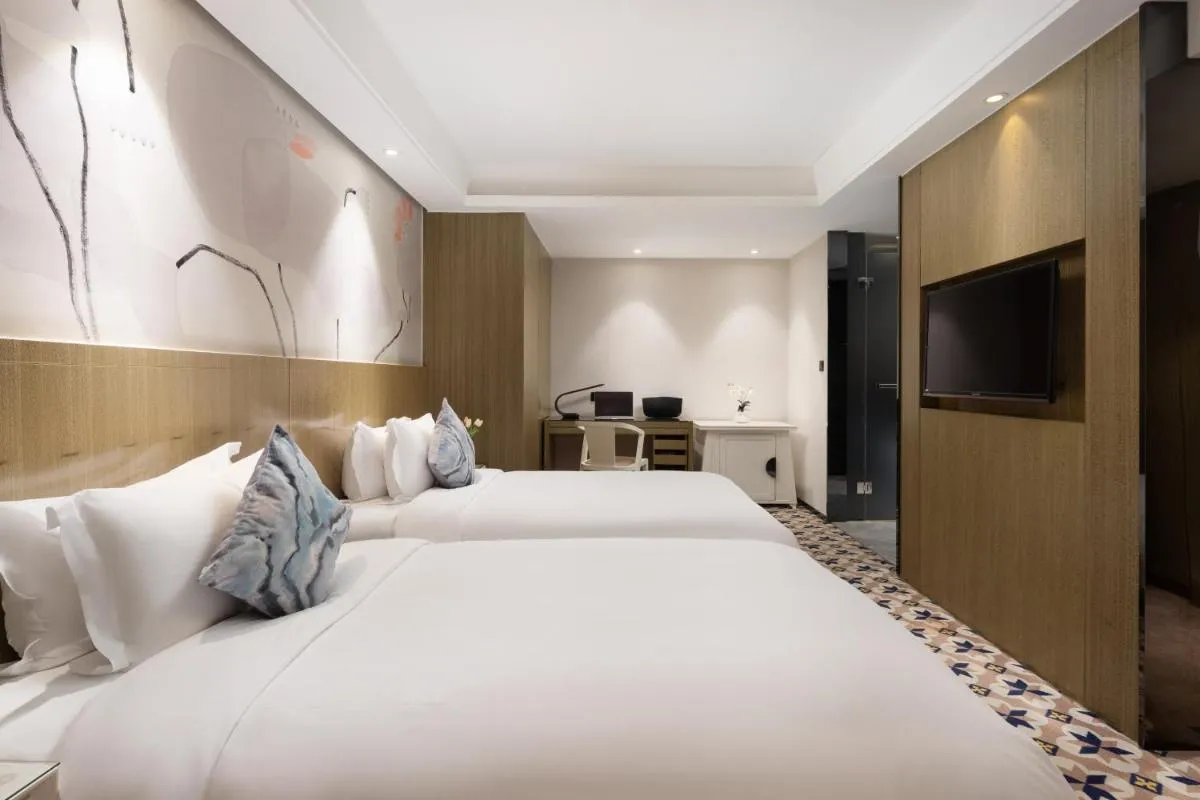 Image 1 of Paco Hotel Gangding Metro Guangzhou-Free Shuttle Bus fir Canton Fair