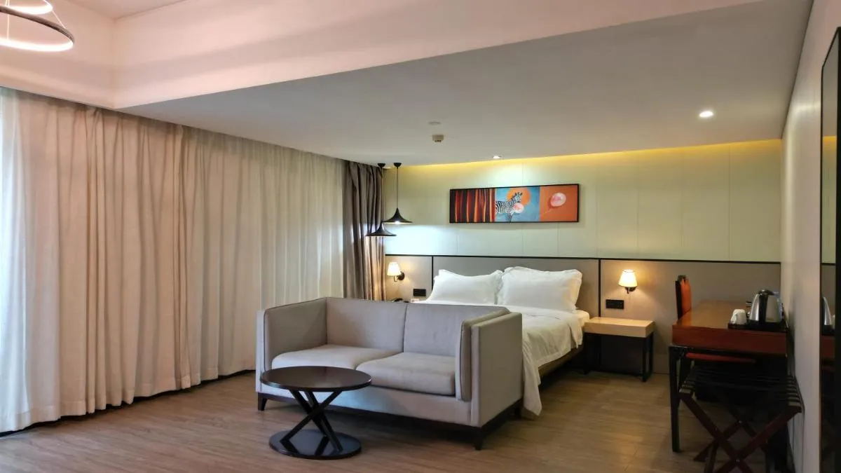 Image 1 of Paco Hotel Jinan University Guangzhou-Free Shuttle Bus For Canton Fair