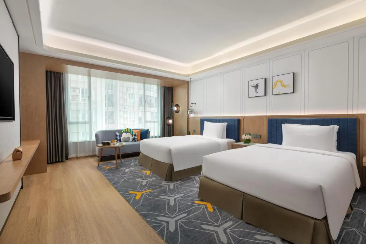 Image 2 of voco Guangzhou Shifu, an IHG Hotel